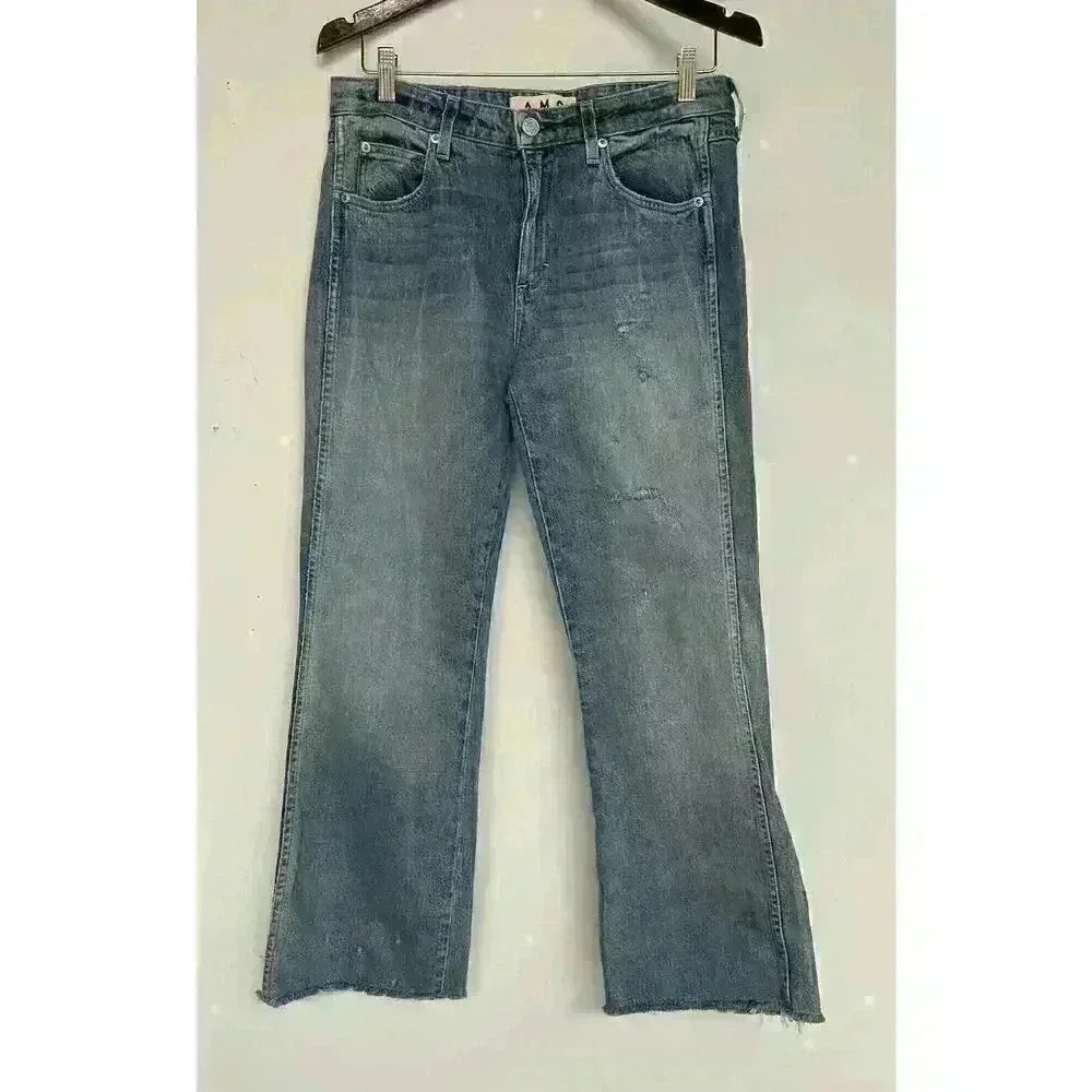AMO KICK CROP SWEET CHEEKS MIDRISE JEAN SIZE 30